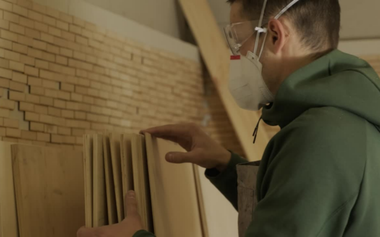 Plywood vs Chipboard comparison